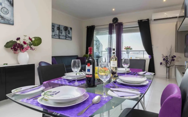 Sea View 2 Bed Apartment Close to Beach Hpi6768