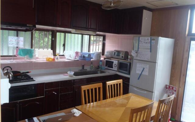 Kerama Backpackers