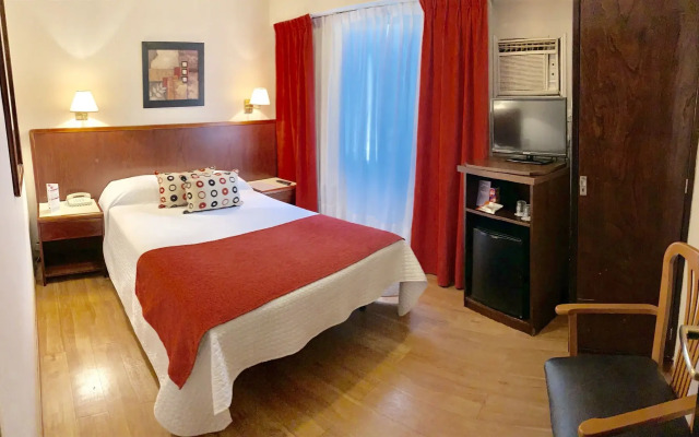 Waldorf Hotel