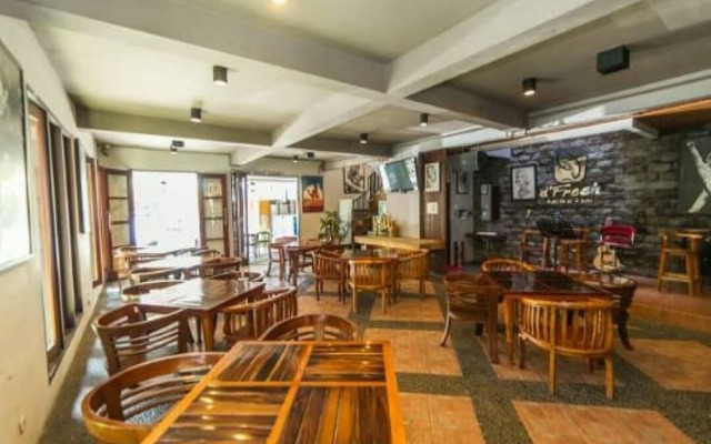 Airy Lowokwaru Candi Trowulan 12 Malang