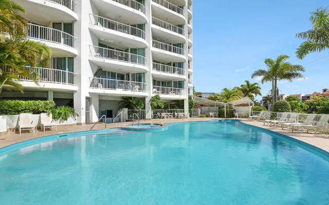 Crystal Bay on the Broadwater