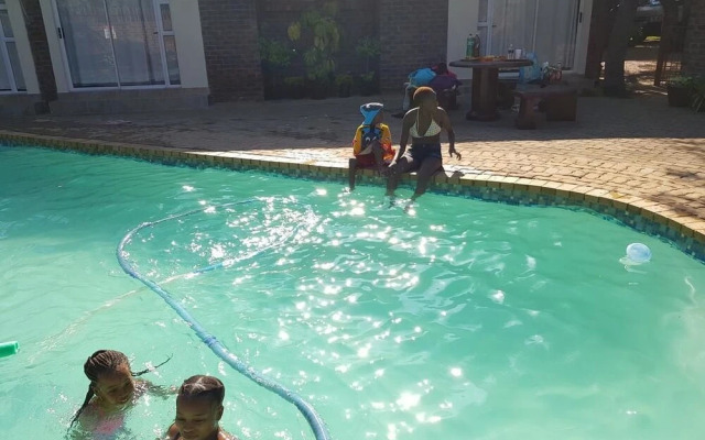 Bosveld Guest House