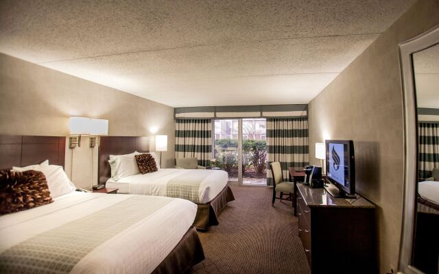 Somerset Inn