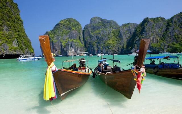 The Parlour Krabi by ZUZU