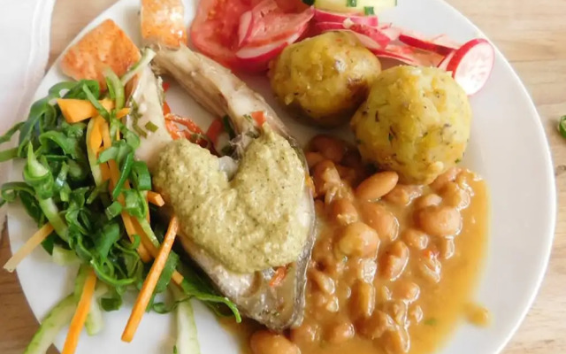 Las Piedras Amazon Center