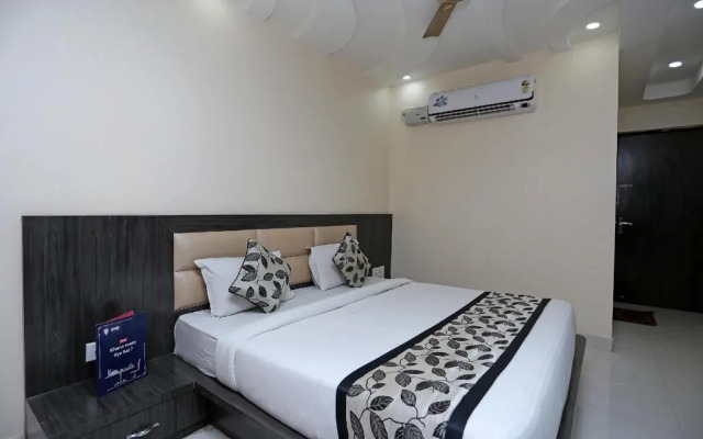 Hotel Nandgiri Palace