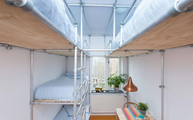 Jorplace Beach Hostel