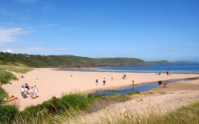 Cwm Deri