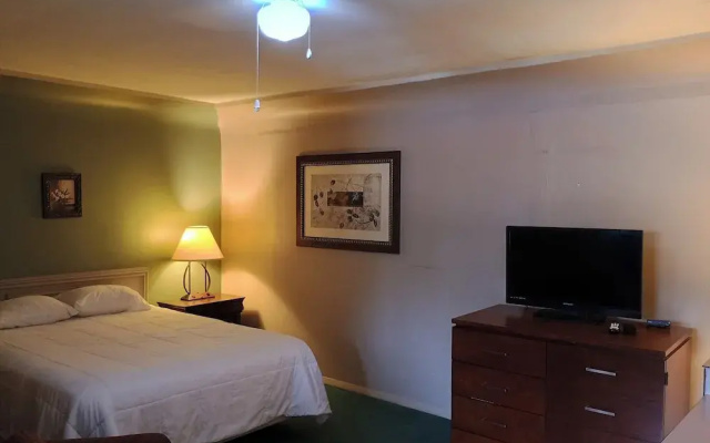Sands Motel