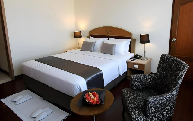 Grand Tower Inn Rama VI Hotel