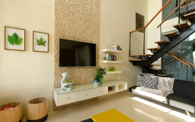 Quayside Waterfront Apartment