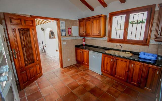 Finca Pere - panoramic hillside holiday house in Benissa