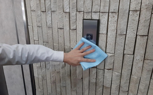 Isahaya Station Hotel