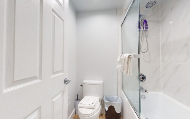 Ironwoods Blueberry Hill by Whistler VR