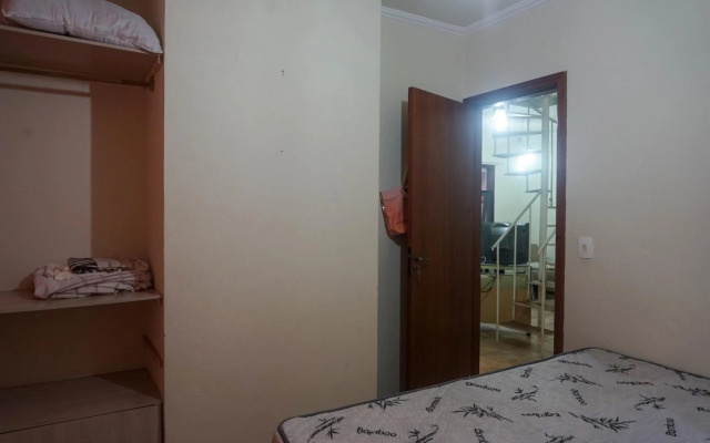 Apartamento Duplex a 100 metros da Praia de Boracéia