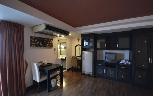 The Heritage Sathorn Suite Hotel