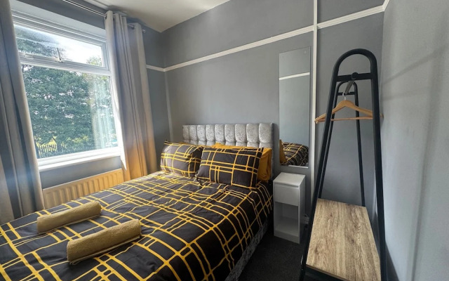 9 Guests - Free Parking - Cozy 3 Bedrooms