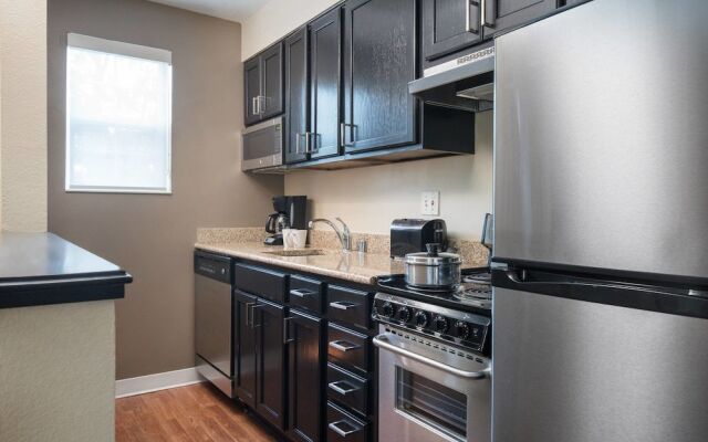 Sonesta Simply Suites Seattle Renton