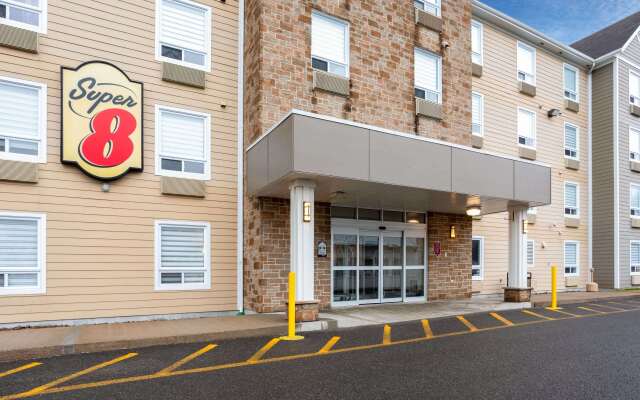 Super 8 by Wyndham Quebec City