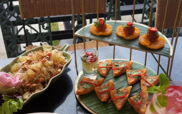 Hiranyakul  House