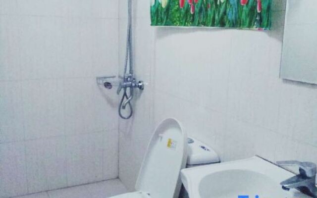 Jinting Laohe Jibanyuewan Homestay