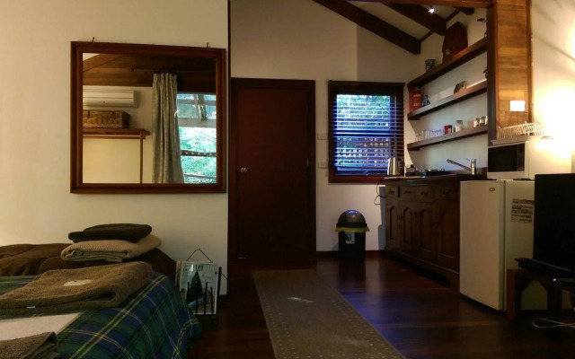 The Black Cockatoo Nannup