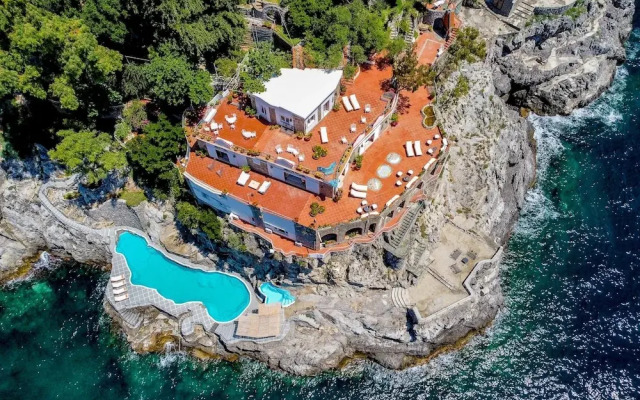 Villa Eclisse by Elite Villas