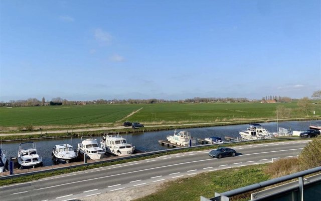 N40D22 Duplexappartement voor 4 pers met terras en zicht op de polders