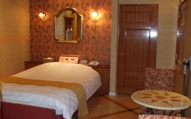 Hotel Large