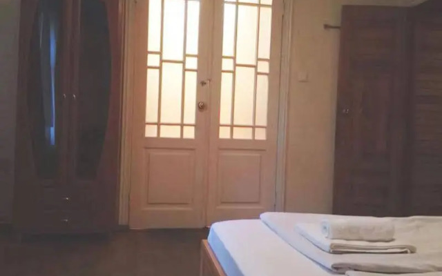 Sun Shine Apartments