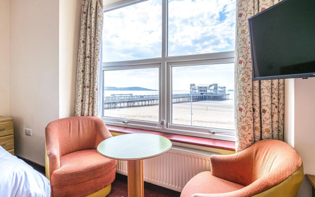 Sandringham Hotel