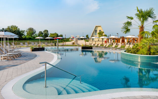 Marina Azzurra Resort