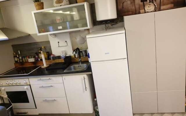 New Studio Just Renovated Center BCN