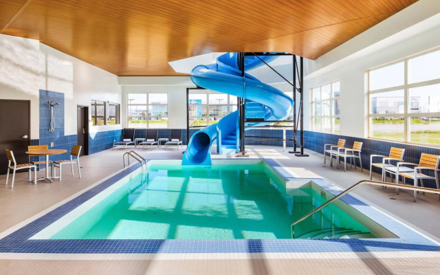 Delta Hotels by Marriott Grande Prairie Airport
