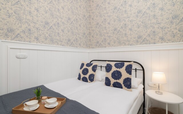 One Bedroom Air Conditioning by Renters