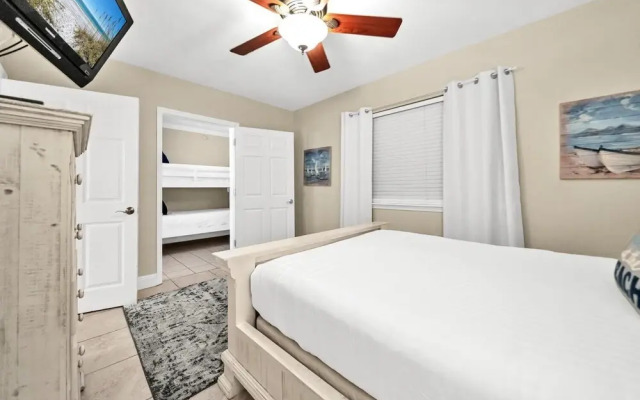 Emerald Beach 225
