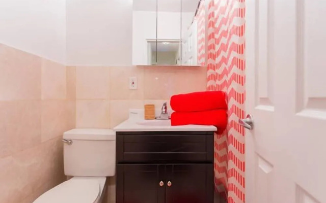 Beautiful Studio Near Central Park