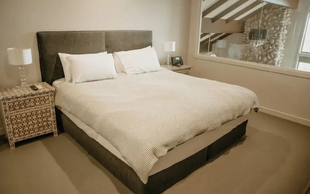 Edges by St Benards Hotel