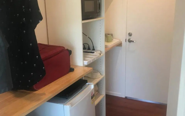 Eastside House + Separate Contained Sleepout