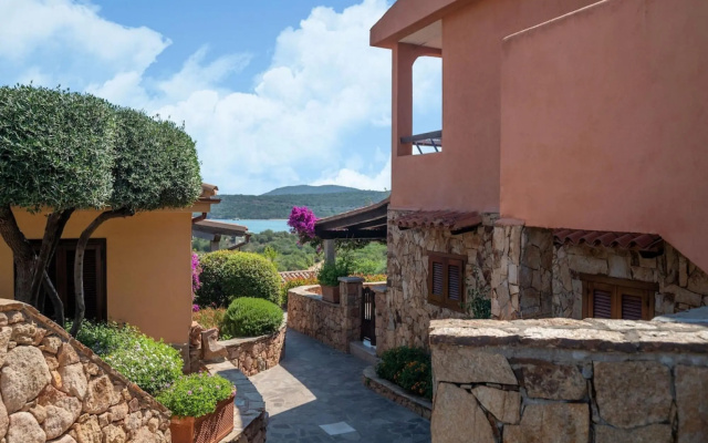Rustic Studio in Marinella with Patio