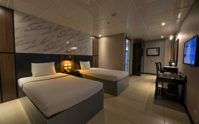 Star Plaza Hotel
