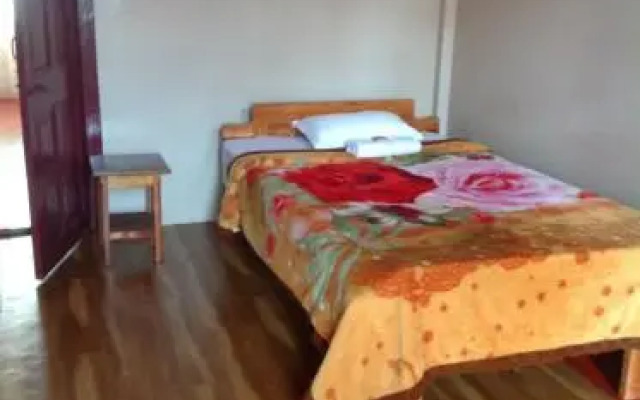 Holly Lodge Guest House