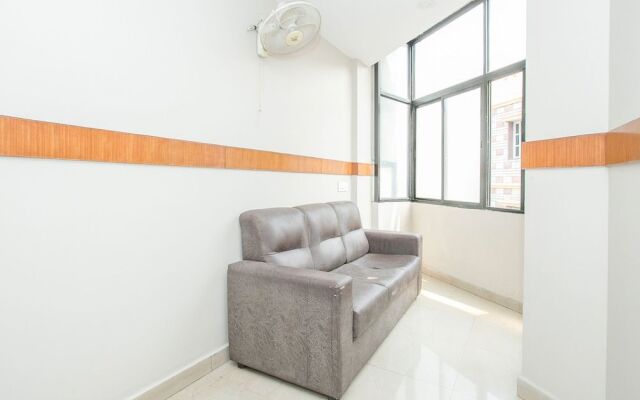 OYO 13021 Park Palace