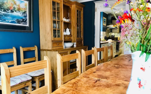 Lairds Lodge