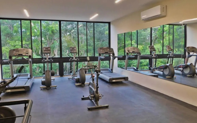 1 Br Apartment W-jungle View - Top Lx Amenities