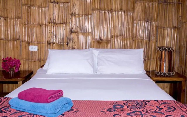 Hostal Rutamar - Hostel