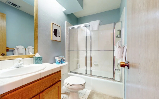 Snowcreek Iv #594 3 Bedroom Condo