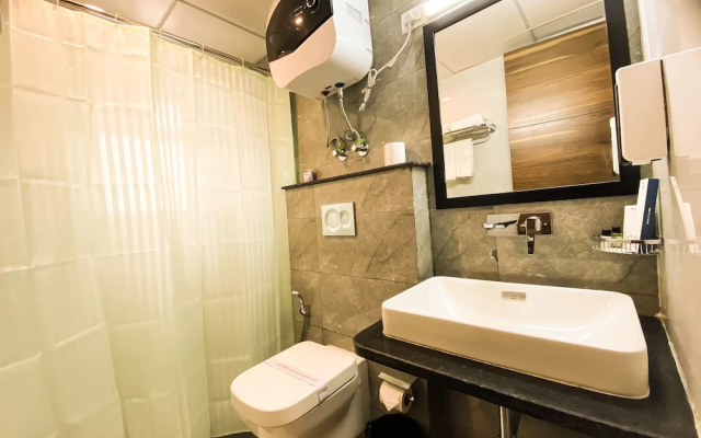 Sky Suites Huda City Center