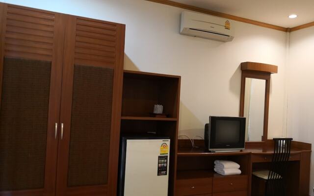 Baan Worachan Hotel