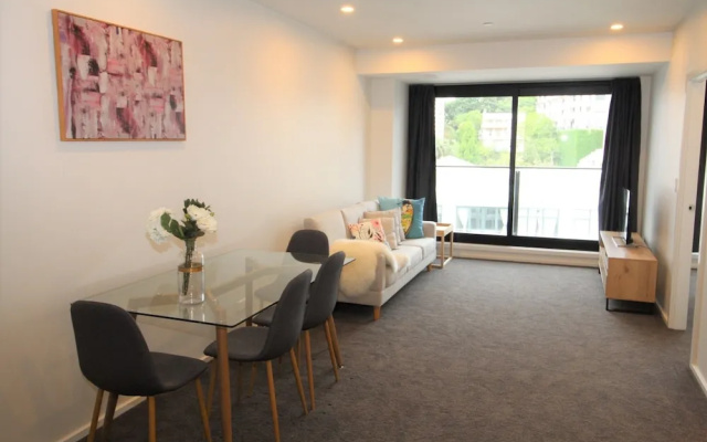 Brand New Stylish & Spacious Apt near Harbor (Connect 601) – Guest Rooms – Auckland